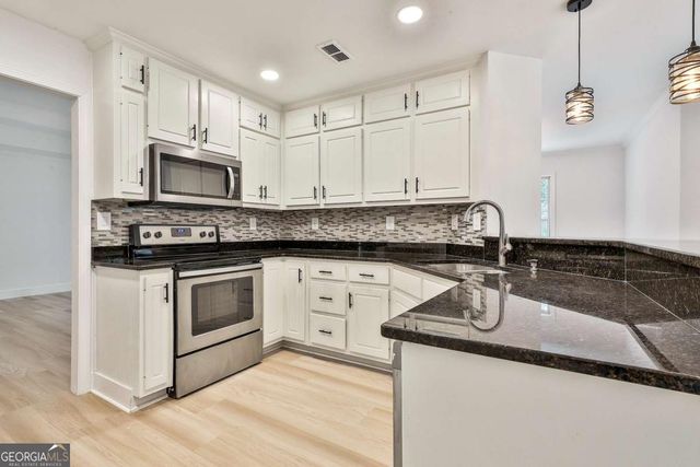 279 Doc Perry Road, Newnan, GA 30263