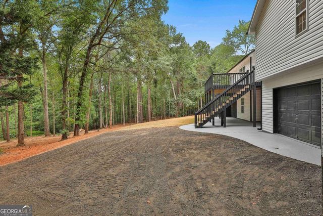 279 Doc Perry Road, Newnan, GA 30263