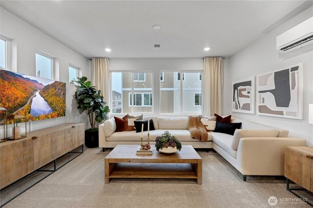 32366 Vine Avenue SE, Black Diamond, WA 98010