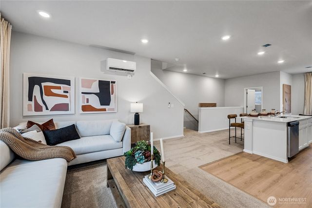 32366 Vine Avenue SE, Black Diamond, WA 98010