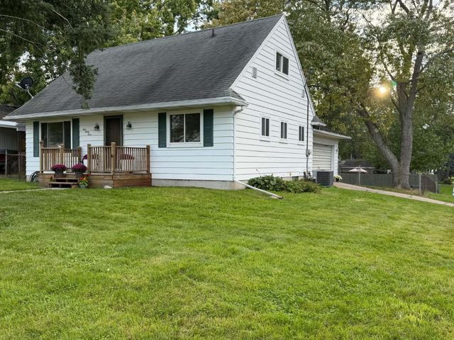 433 Harriet Avenue, Delta Twp, MI 48917