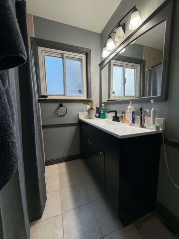 433 Harriet Avenue, Delta Twp, MI 48917