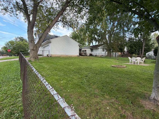 433 Harriet Avenue, Delta Twp, MI 48917
