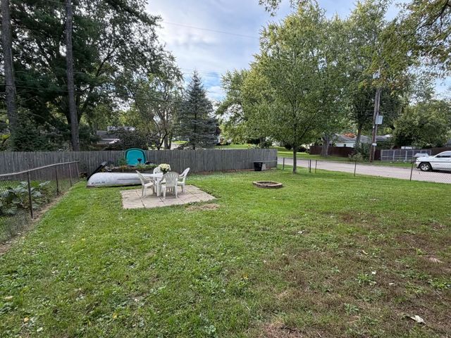 433 Harriet Avenue, Delta Twp, MI 48917