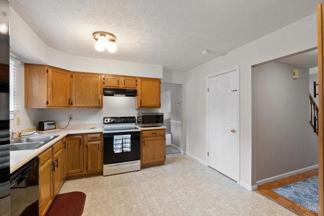 8446 Highridge Drive, West Chester, OH 45069