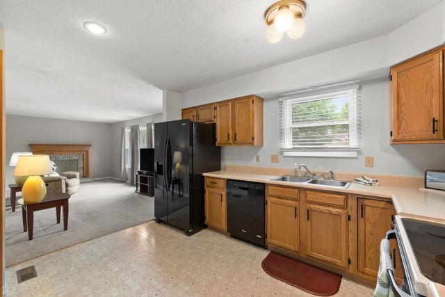 8446 Highridge Drive, West Chester, OH 45069