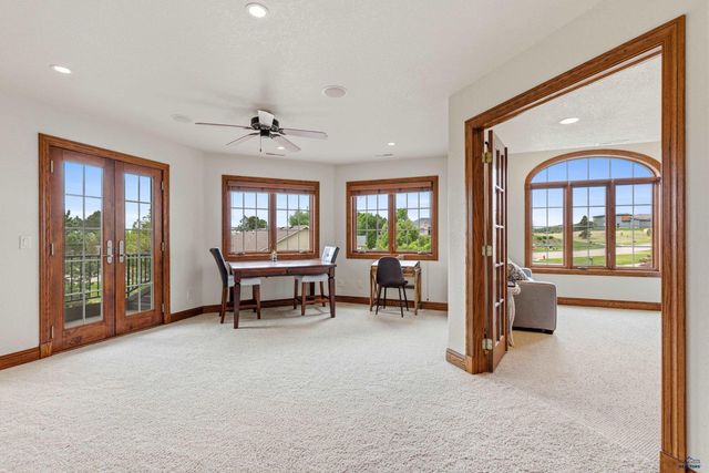 6668 BERWICK CT, Rapid City, SD 57702
