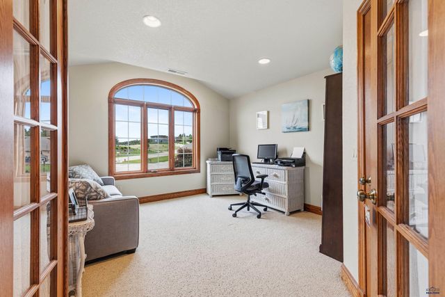 6668 BERWICK CT, Rapid City, SD 57702
