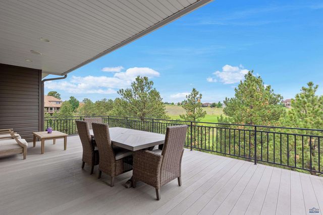 6668 BERWICK CT, Rapid City, SD 57702