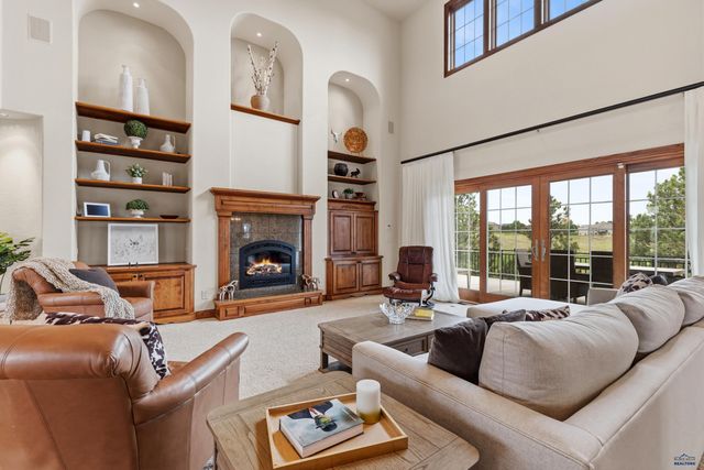 6668 BERWICK CT, Rapid City, SD 57702