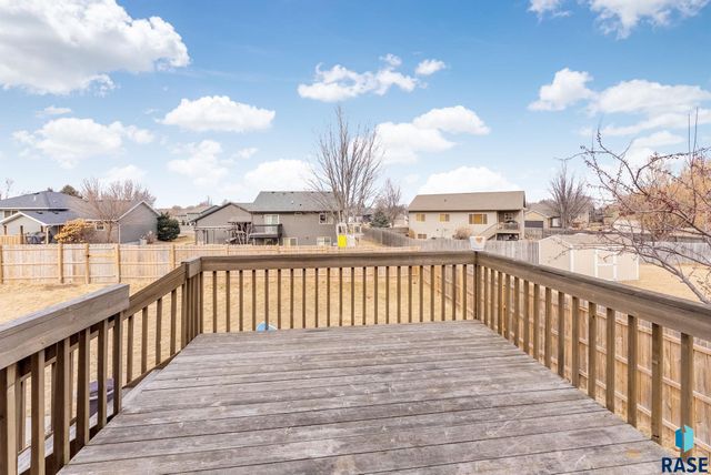 3008 W Courtyard Ln Lane, Sioux Falls, SD 57108