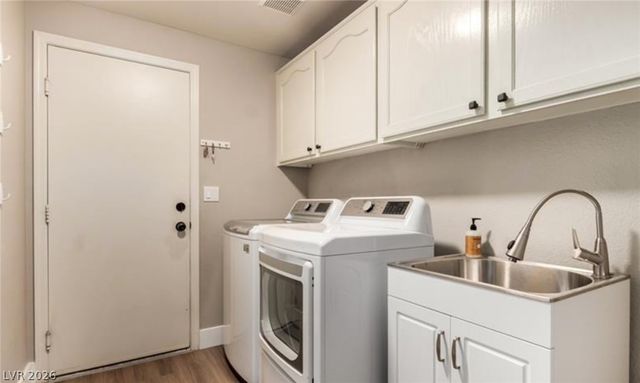 264 Pointe Ranier Avenue, Henderson, NV 89012