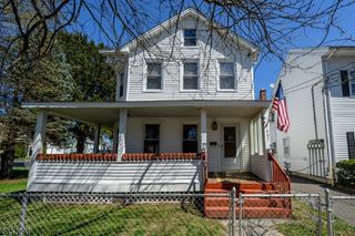 667 Seminary Ave, Rahway City, NJ 07065