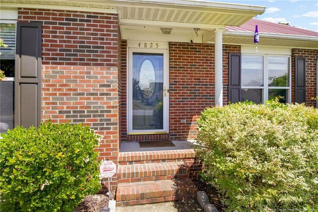 4825 Miranda Drive, Hope Mills, NC 28348