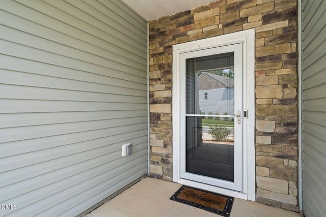 1000 Atlantis Street, Fuquay Varina, NC 27526