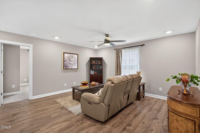 1000 Atlantis Street, Fuquay Varina, NC 27526