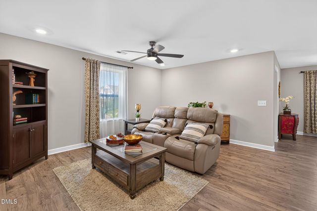 1000 Atlantis Street, Fuquay Varina, NC 27526