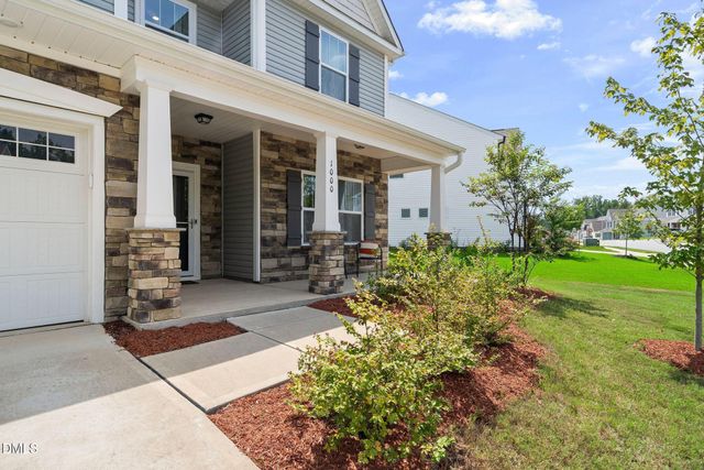 1000 Atlantis Street, Fuquay Varina, NC 27526