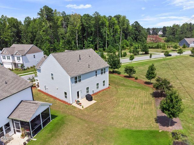 1000 Atlantis Street, Fuquay Varina, NC 27526