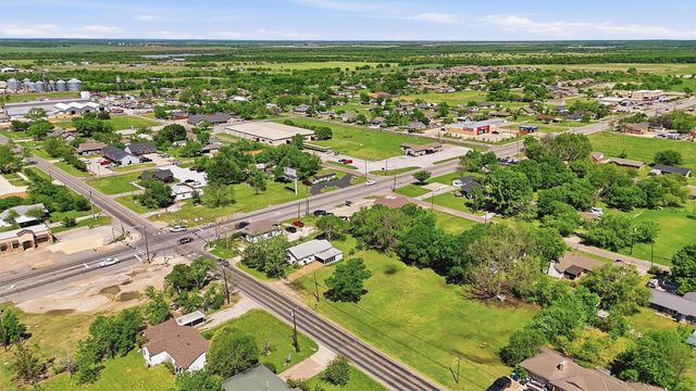 104 E Main Street, Gunter, TX 75058