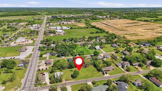 104 E Main Street, Gunter, TX 75058