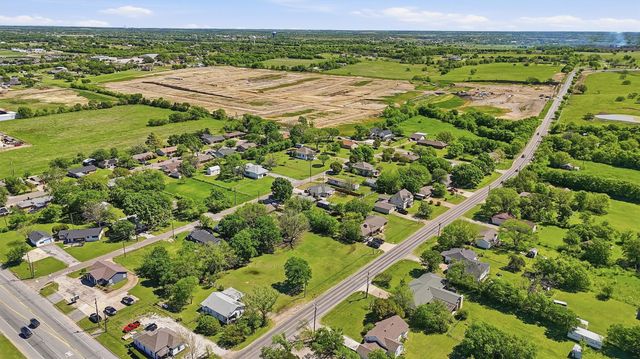 104 E Main Street, Gunter, TX 75058