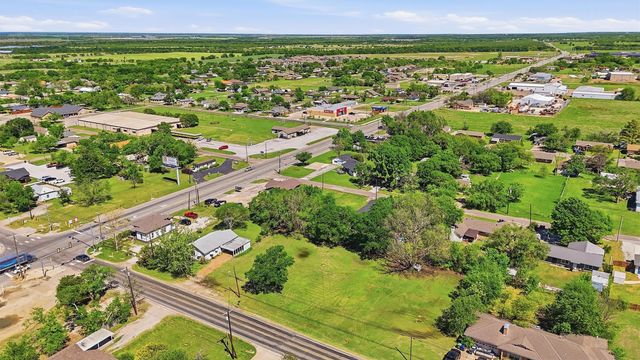 104 E Main Street, Gunter, TX 75058
