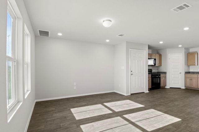 123 Daylily DR, Elgin, TX 78621