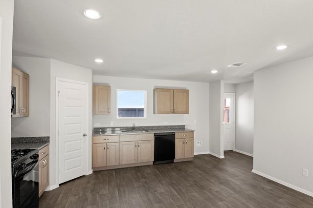 123 Daylily DR, Elgin, TX 78621