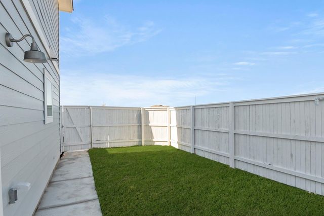 123 Daylily DR, Elgin, TX 78621