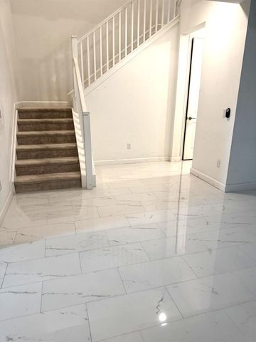 9001 Zevon Court, Lake Worth, FL 33467