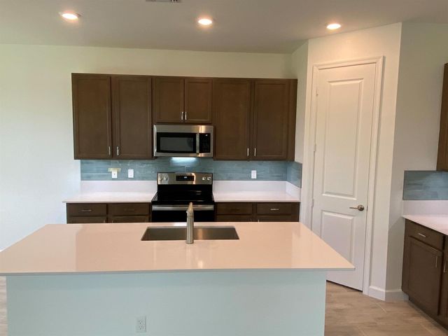 9001 Zevon Court, Lake Worth, FL 33467