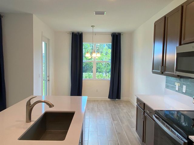 9001 Zevon Court, Lake Worth, FL 33467