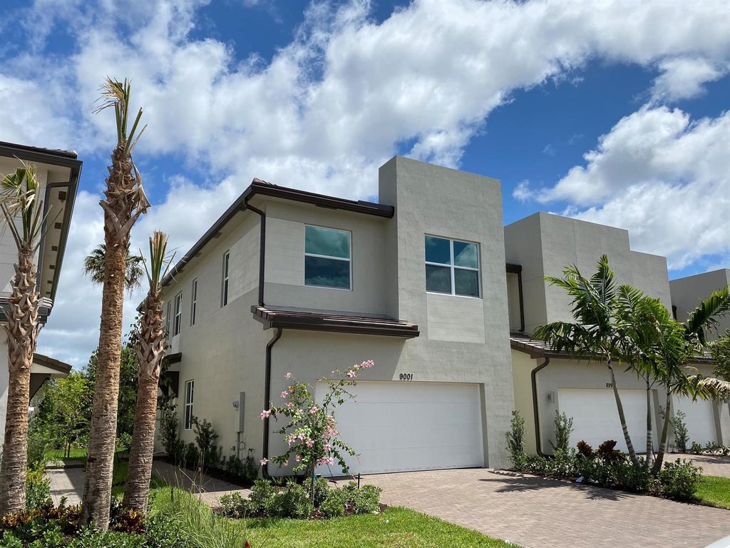 9001 Zevon Court, Lake Worth, FL 33467
