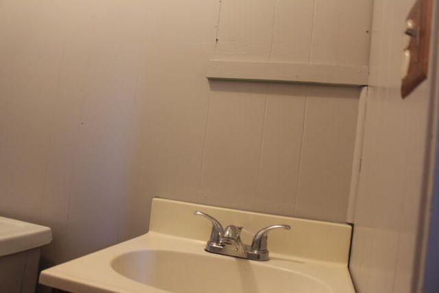 120 North Springfield Avenue, Bolivar, MO 65613