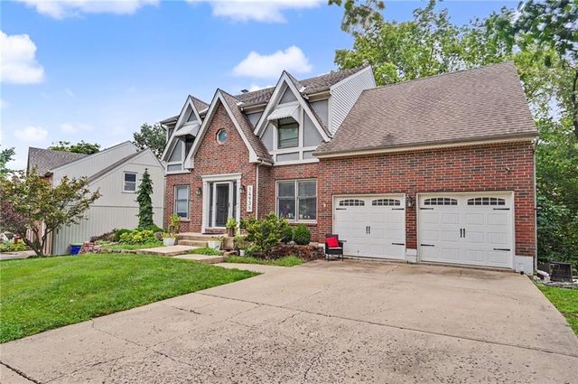 14935 W 76th Street, Lenexa, KS 66216