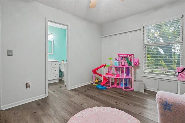 14935 W 76th Street, Lenexa, KS 66216