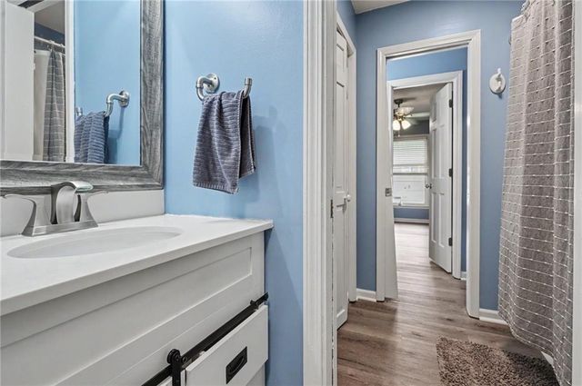 14935 W 76th Street, Lenexa, KS 66216