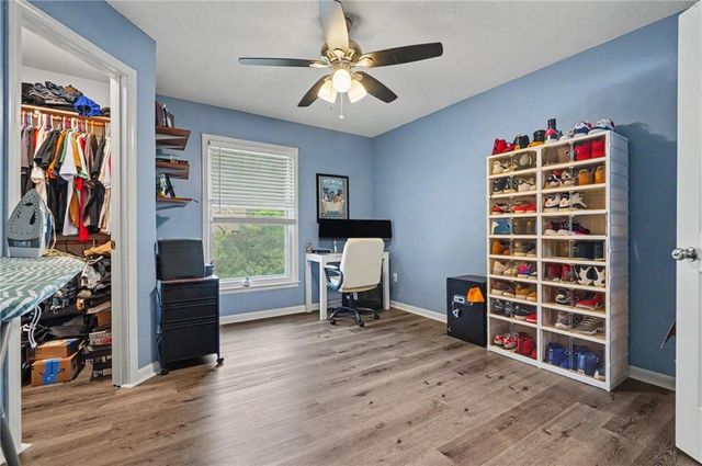 14935 W 76th Street, Lenexa, KS 66216