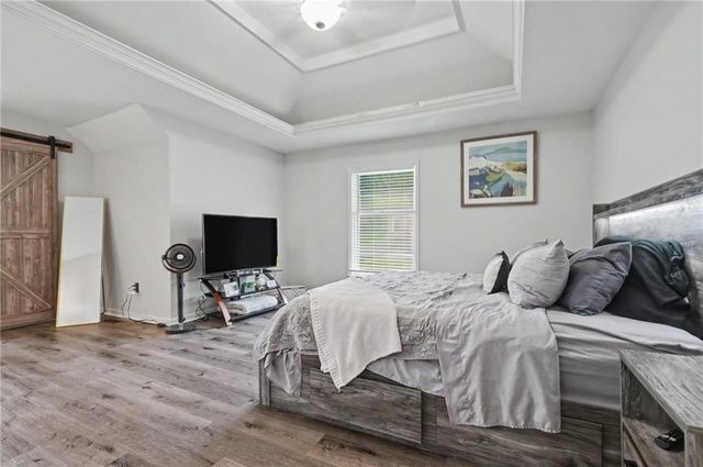 14935 W 76th Street, Lenexa, KS 66216