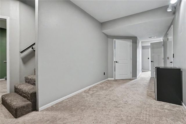 14935 W 76th Street, Lenexa, KS 66216