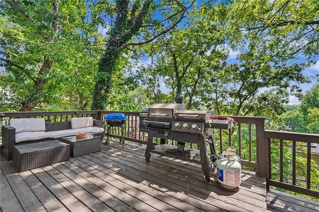 14935 W 76th Street, Lenexa, KS 66216