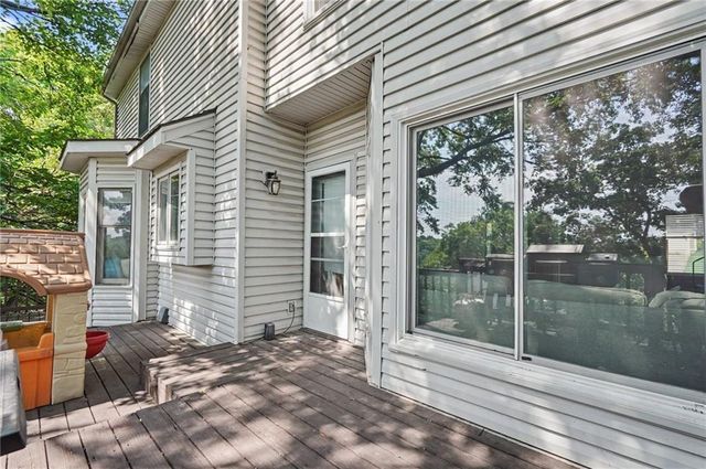 14935 W 76th Street, Lenexa, KS 66216