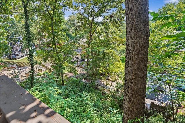 14935 W 76th Street, Lenexa, KS 66216