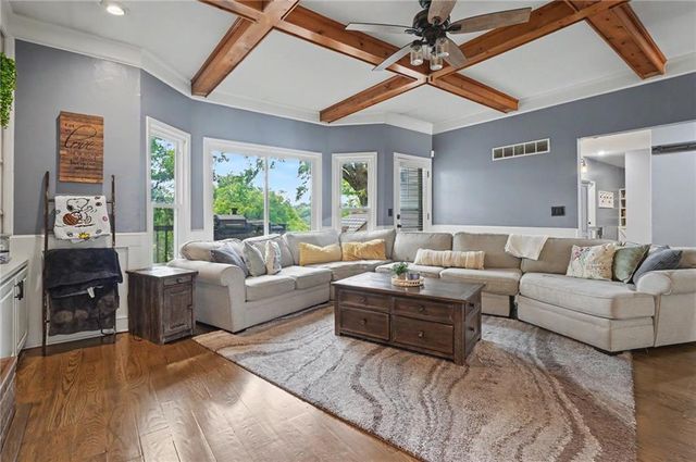 14935 W 76th Street, Lenexa, KS 66216
