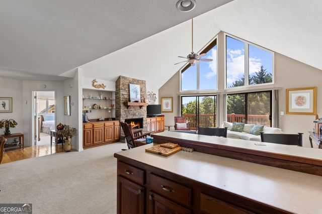 567 Mountain Top Road, Blairsville, GA 30512