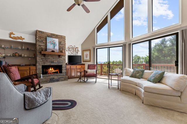 567 Mountain Top Road, Blairsville, GA 30512