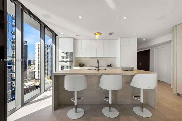 700 NE 24th St 24th St 1507, Miami, FL 33137