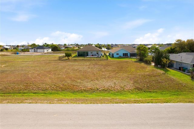 213 & 217 NW 20TH AVENUE, Cape Coral, FL 33993