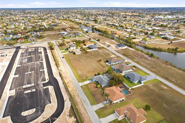 213 & 217 NW 20TH AVENUE, Cape Coral, FL 33993